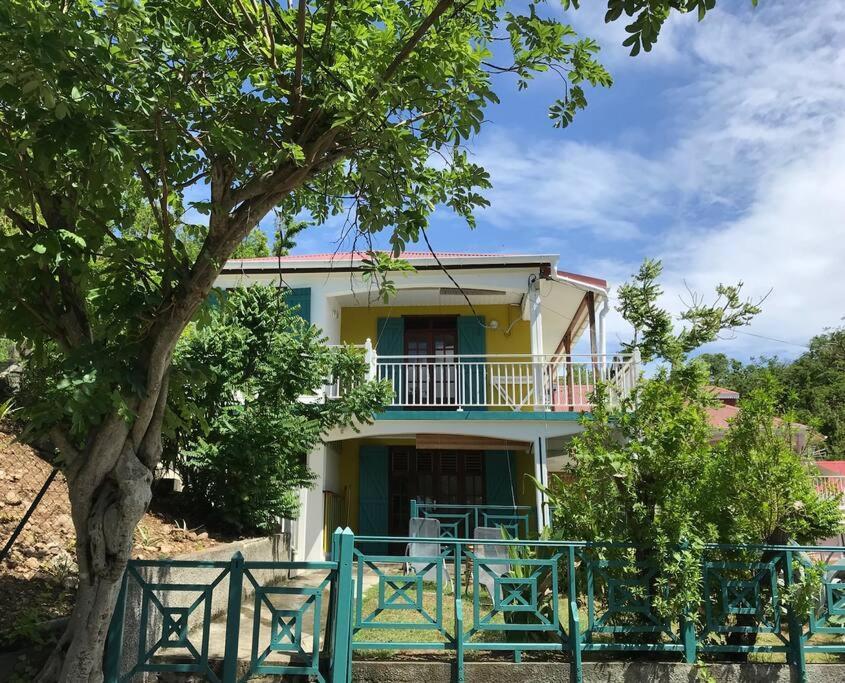 Case A Lili, Joli Bas De Villa Face A La Mer. Terre-De-Haut Bagian luar foto